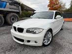 BMW 118D 136PK M-PAKKET EURO5 GEKEURD V VERKOOP!! Airco PDC, Auto's, 100 kW, Euro 5, 1995 cc, Zwart