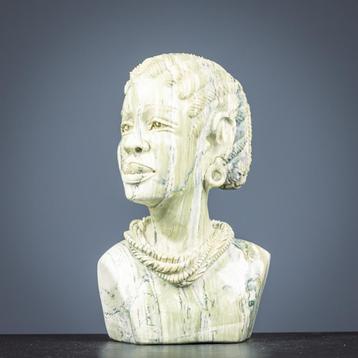 Image : Butter Jade - Femme africaine