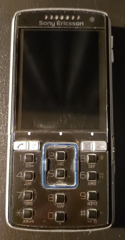 GSM Sony Ericsson K850i Velvet Blue + chargeur très bon état, Télécoms, Téléphonie mobile | Sony, Comme neuf, Sans abonnement