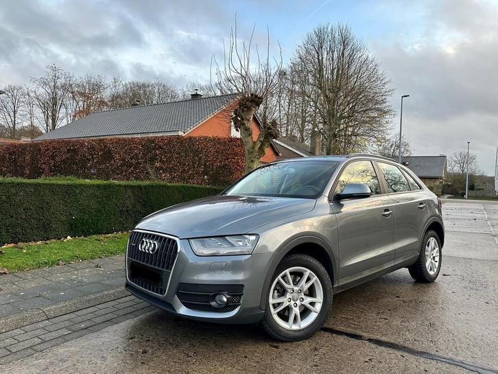 Audi Q3 Quattro 4x4 en parfait état, Autos, Audi, Particulier, Q3, 4x4, Essence, Euro 5, SUV ou Tout-terrain, 5 portes, Boîte manuelle