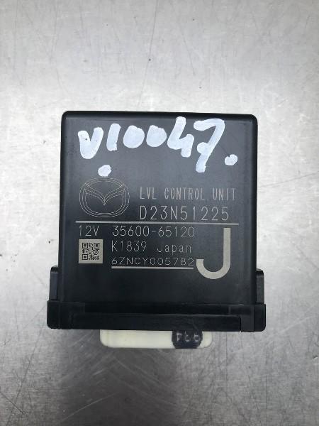 COMPUTER VERLICHTING 2 (DJ / DL) (|D23N51225|3560065120|), Auto-onderdelen, Elektronica en Kabels, Mazda, Gebruikt