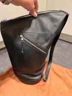 Tas van het Spaanse Loewe type Sling Bag, Ophalen of Verzenden, Zo goed als nieuw