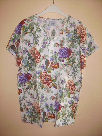 Blouse d’été à fleurs 46/48 ETAT : NeufTaille : 46/48 65% Po beschikbaar voor biedingen
