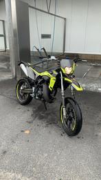 Sherco SM-R 50cc NOOIT AAN GESLEUTELD!, Fietsen en Brommers, Brommers | Crossbrommers, 6 versnellingen, Zo goed als nieuw, 50 cc