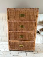 Rieten kast 110cm x 70cm., Ophalen, Gebruikt, 105 cm of meer, Minder dan 50 cm