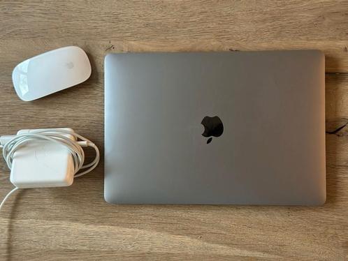 Apple Macbook Air - 13 Inch (qwerty), Computers en Software, Apple Macbooks, Zo goed als nieuw, MacBook, 13 inch, Minder dan 2 Ghz