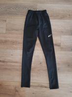 Zwarte sportbroek (om als het koud is onder een voetbalbroek, Sports & Fitness, Comme neuf, Enlèvement, Pantalon, Taille XS ou plus petite