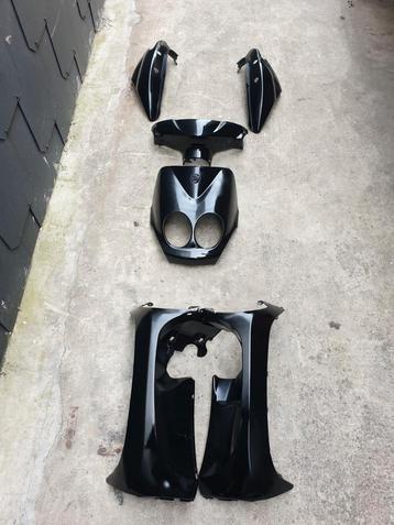 Carrenages Mbk Ovetto/Yamaha Neo's beschikbaar voor biedingen