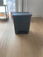 IKEA vuilbak met pedaal, Huis en Inrichting, Woonaccessoires | Prullenbakken, Ophalen, Kunststof, Met pedaal, Minder dan 50 cm