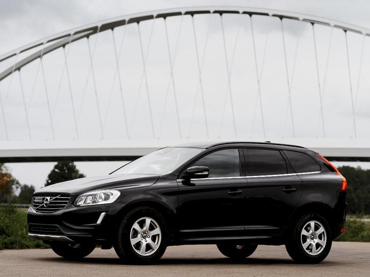 Volvo XC60 D4 Geartronic IntelliSafe Adapt. Cruise 8 wielen, Autos, Volvo, Particulier, XC60, ABS, Phares directionnels, Régulateur de distance