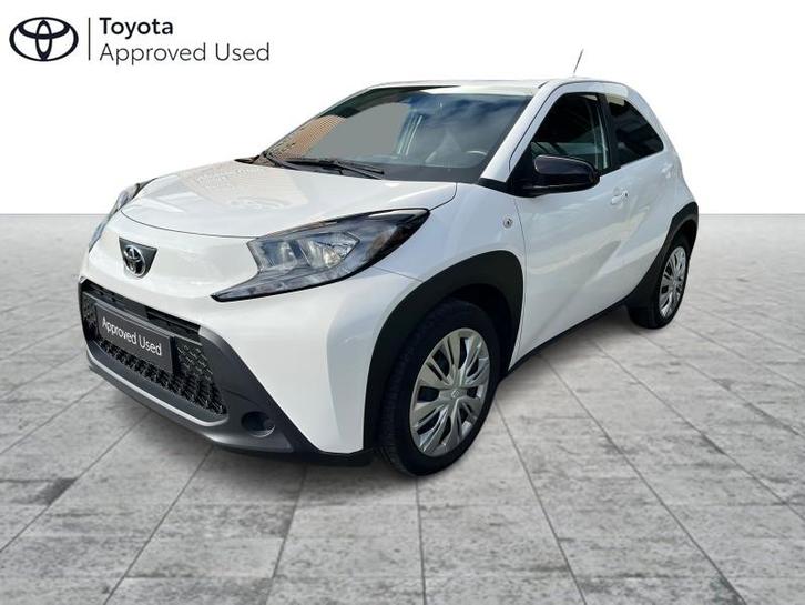 Toyota Aygo X Play, Auto's, Toyota, Aygo, Adaptive Cruise Control, Airbags, Airconditioning, Bluetooth, Boordcomputer, Centrale vergrendeling