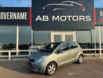 Toyota Yaris 1.3i Automaat 40.000km Airco sensor Topstaat!, Auto's, Toyota, Automaat, Bedrijf, Parkeersensor, Yaris