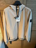 Stone island soft Shell nieuw, Kleding | Heren, Nieuw, Beige, Maat 56/58 (XL), Ophalen