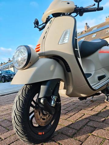 Vespa GTV 300 als nieuw beschikbaar voor biedingen