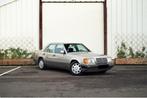 Mercedes-Benz 280E W124 - Airco | Cruise Control | Zetelverw, Auto's, Automaat, 4 deurs, Zwart, Beige