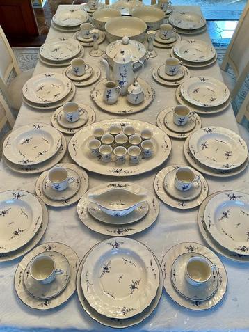Servies Villeroy Boch   Vieux Luxembourg  85 pièces beschikbaar voor biedingen
