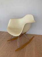 Vitra kuipstoel (Eames), Huis en Inrichting, Fauteuils, Ophalen, Zo goed als nieuw