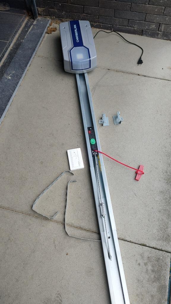 garagepoortopener, Doe-het-zelf en Bouw, Deuren en Vliegenramen, Zo goed als nieuw, Overige typen, Ophalen