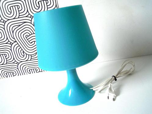 Lampe de table moderne turquoise LAMPAN, Maison & Meubles, Lampes | Lampes de table, Comme neuf, Moins de 50 cm, Synthétique, Enlèvement ou Envoi