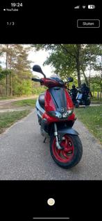 GEZOCHT!!! Gilera runner 50cc b-klasse (snel), Fietsen en Brommers, Brommers | Overige merken, Ophalen