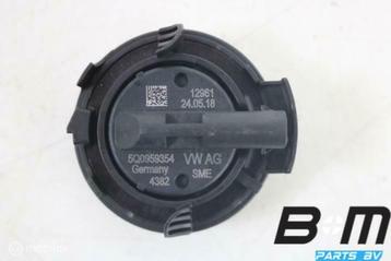 Druksensor links of rechts Audi A3 8V SB 5Q0959354 beschikbaar voor biedingen