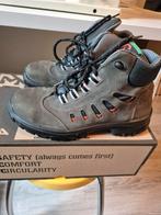 Veiligheidsschoenen maat 40, nieuwe staat, Ophalen, Zo goed als nieuw