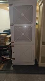 Exclusieve kast in wit, Huis en Inrichting, Kasten | Vitrinekasten, Ophalen, Zo goed als nieuw