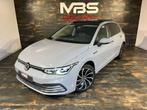 Volkswagen Golf 1.5 TSI * TOIT PANO * LED * FEUX LED * CAMER, Stof, 4 cilinders, 115 g/km, 5 deurs