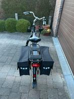 Een zwarte dames fiets, Fietsen en Brommers, Ophalen