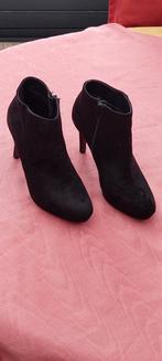 Laarsen maat 38 2 bizzy, Enlèvement ou Envoi, Comme neuf, Boots et Botinnes, 2 BIZZY