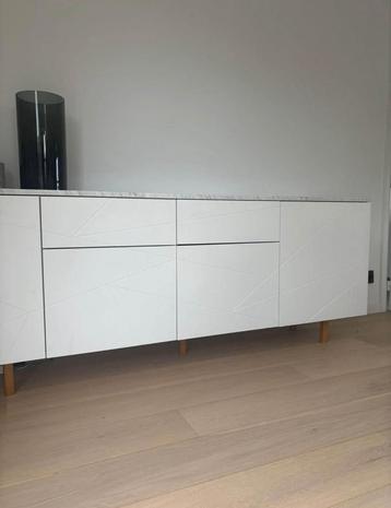 Dressoir te koop! Wegens nieuwe aankoop! beschikbaar voor biedingen