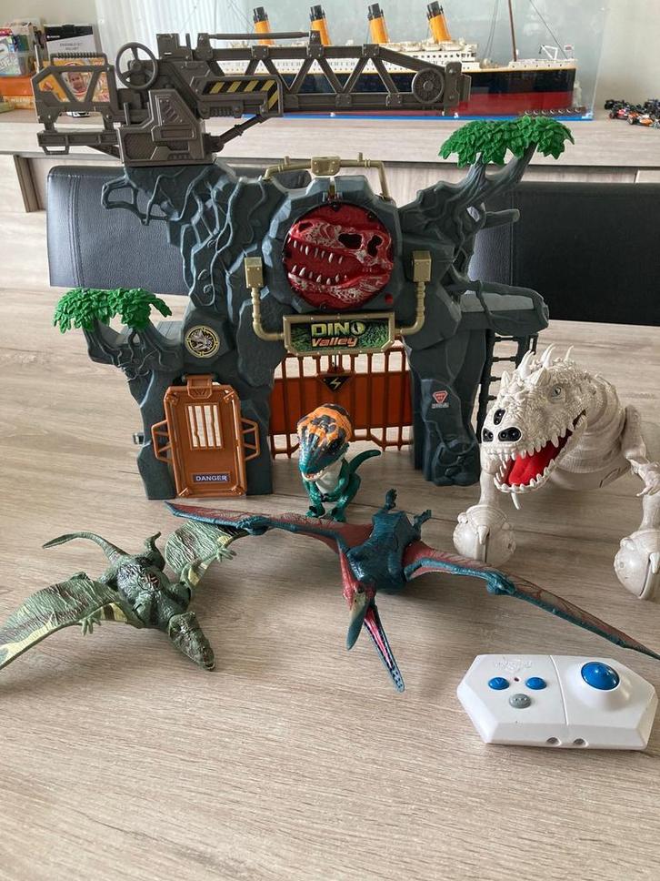 Lot dino’s, Kinderen en Baby's, Speelgoed | Actiefiguren, Zo goed als nieuw, Ophalen