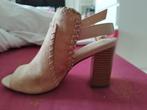 Chaussures, Kleding | Dames, Schoenen, Ophalen of Verzenden, Zo goed als nieuw