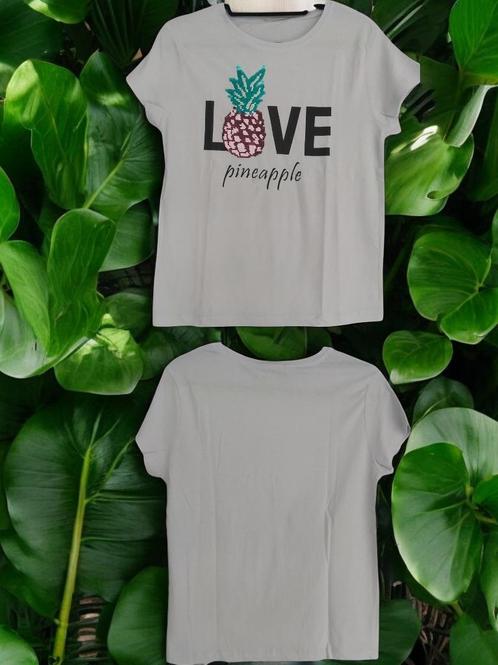 T-shirt getailleerd lichtblauw love pineapple S, Kleding | Dames, T-shirts, Nieuw, Maat 36 (S), Blauw, Korte mouw, Verzenden