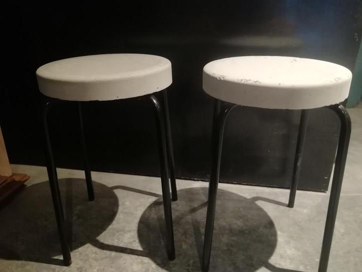 Betonnen krukjes voor mancave, Maison & Meubles, Tabourets, Neuf, Échantillon, Enlèvement
