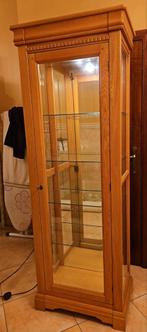 Eiken vitrinekast met lichtaansluiting, Huis en Inrichting, Kasten | Vitrinekasten, Ophalen