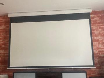 Grand Écran Lumene Capitol HD 240 beschikbaar voor biedingen