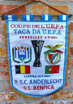 RSC Anderlecht - SL Benfica finale 1983 vintage vaandel, Ophalen of Verzenden