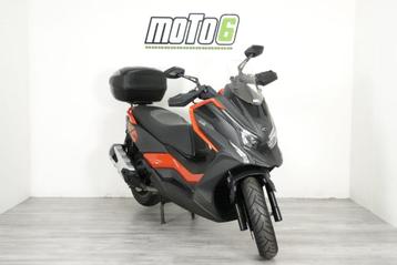 Kymco DTX 360 met topkoffer beschikbaar voor biedingen