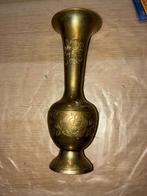 Koperen vaas, Enlèvement ou Envoi