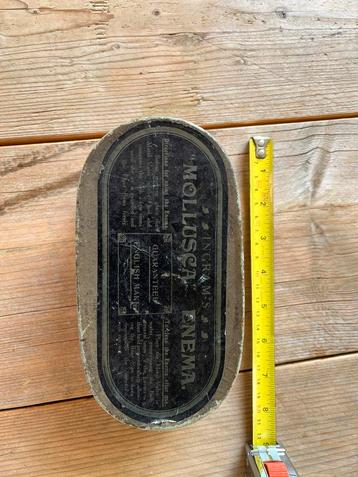 Vintage Ingram’s Mollusca Enema kit beschikbaar voor biedingen