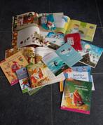 Lot van 10sinterklaasboekjes,2 pietenpetten,2 trekpoppetjes, Diversen, Sinterklaas, Ophalen of Verzenden, Zo goed als nieuw