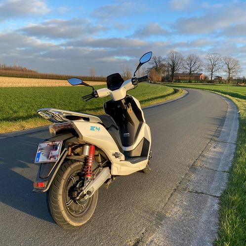 Lifan E4 deluxe elektrische scooter, Fietsen en Brommers, Scooters | Overige merken, Gebruikt, Elektrisch, Ophalen