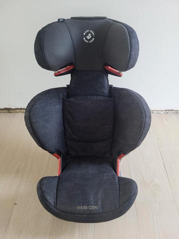 Autostoeltje - isofix beschikbaar voor biedingen