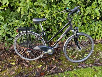 Damesfiets in zeer goede staat beschikbaar voor biedingen