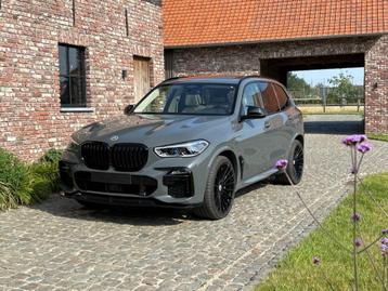 BMW X5 xDrive 45e M pakket *Full Bespoke Individual* beschikbaar voor biedingen