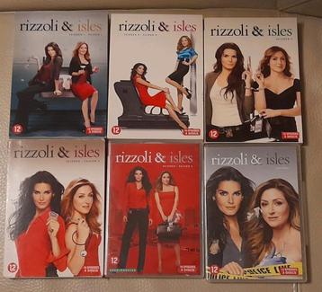 Dvd's Rizzoli and Isles seizoenen 1, 2 , 3, 5, 6 & 7 beschikbaar voor biedingen