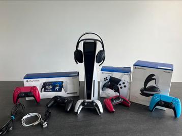 PS5 Disc Versie + Accessoires (Zie Beschrijving) beschikbaar voor biedingen