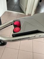 Golfkar en clubs, Sport en Fitness, Golf, Ophalen, Zo goed als nieuw, Golfkar
