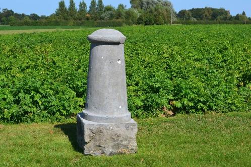 poteau ancien en pierre bleue lourde, Maison & Meubles, Accessoires pour la Maison | Colonnes & Piliers, Utilisé, Enlèvement